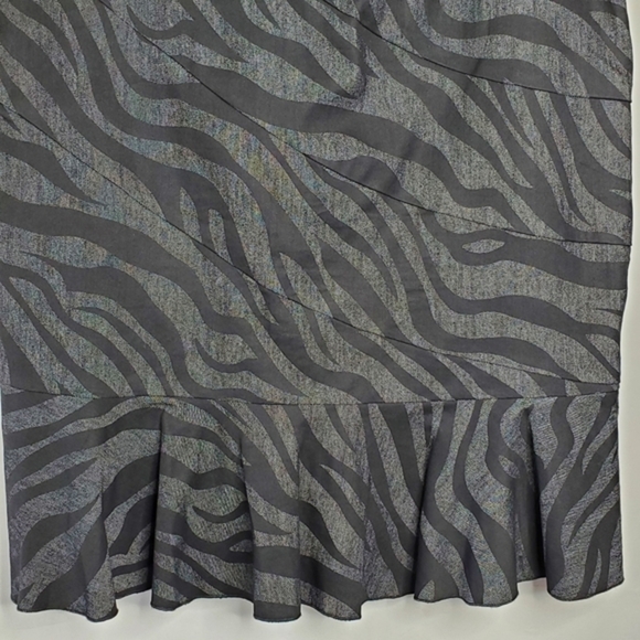 Sandro Asymmetrical Ruffle Hem Skirt 14 Gray Animal Print Stretch Abstract - Picture 6 of 12